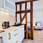 La Pause Champenoise - - Wifi & Washing Machine 아파트